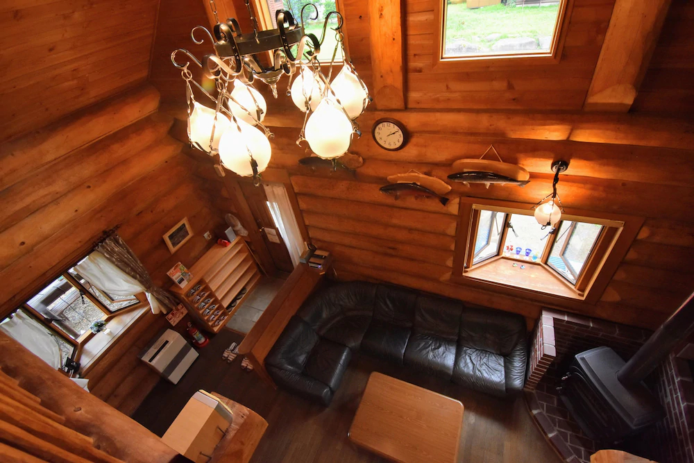 Canadian Log Cottage Takitaro