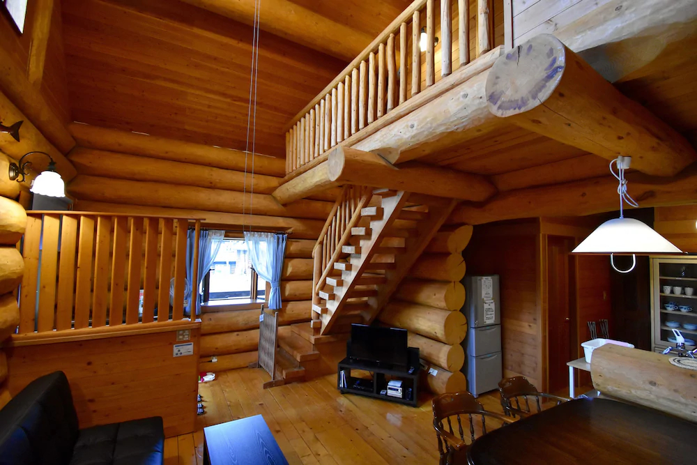 Canadian Log Cottage Takitaro