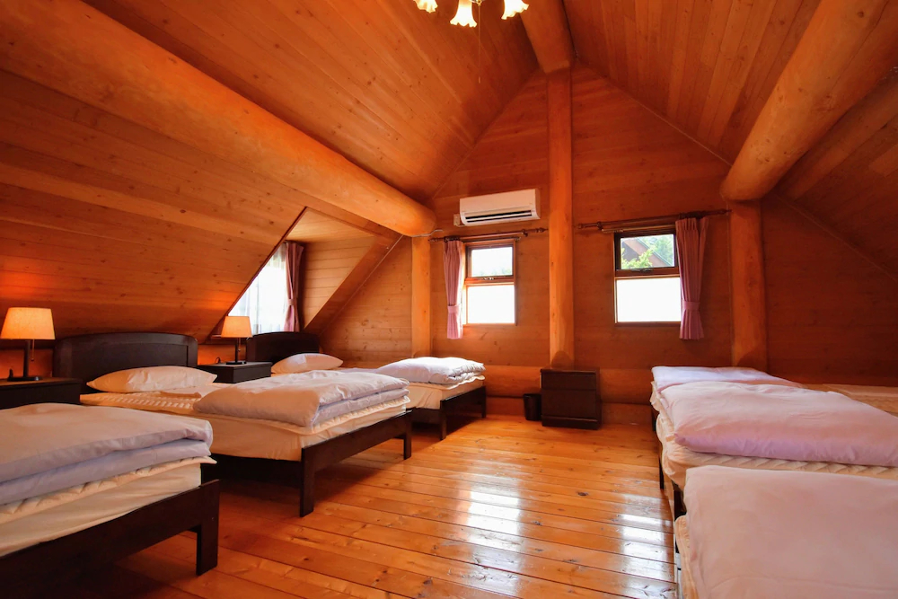 Canadian Log Cottage Takitaro