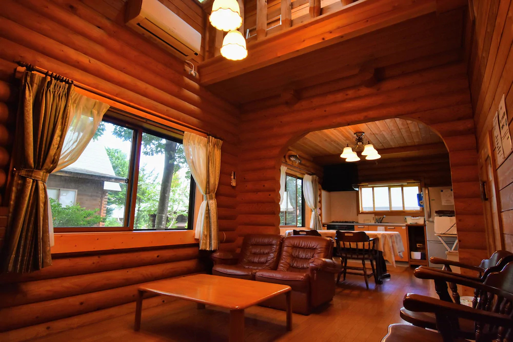 Canadian Log Cottage Takitaro