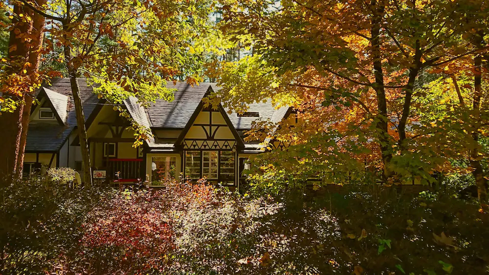 Pension Maple Leaf