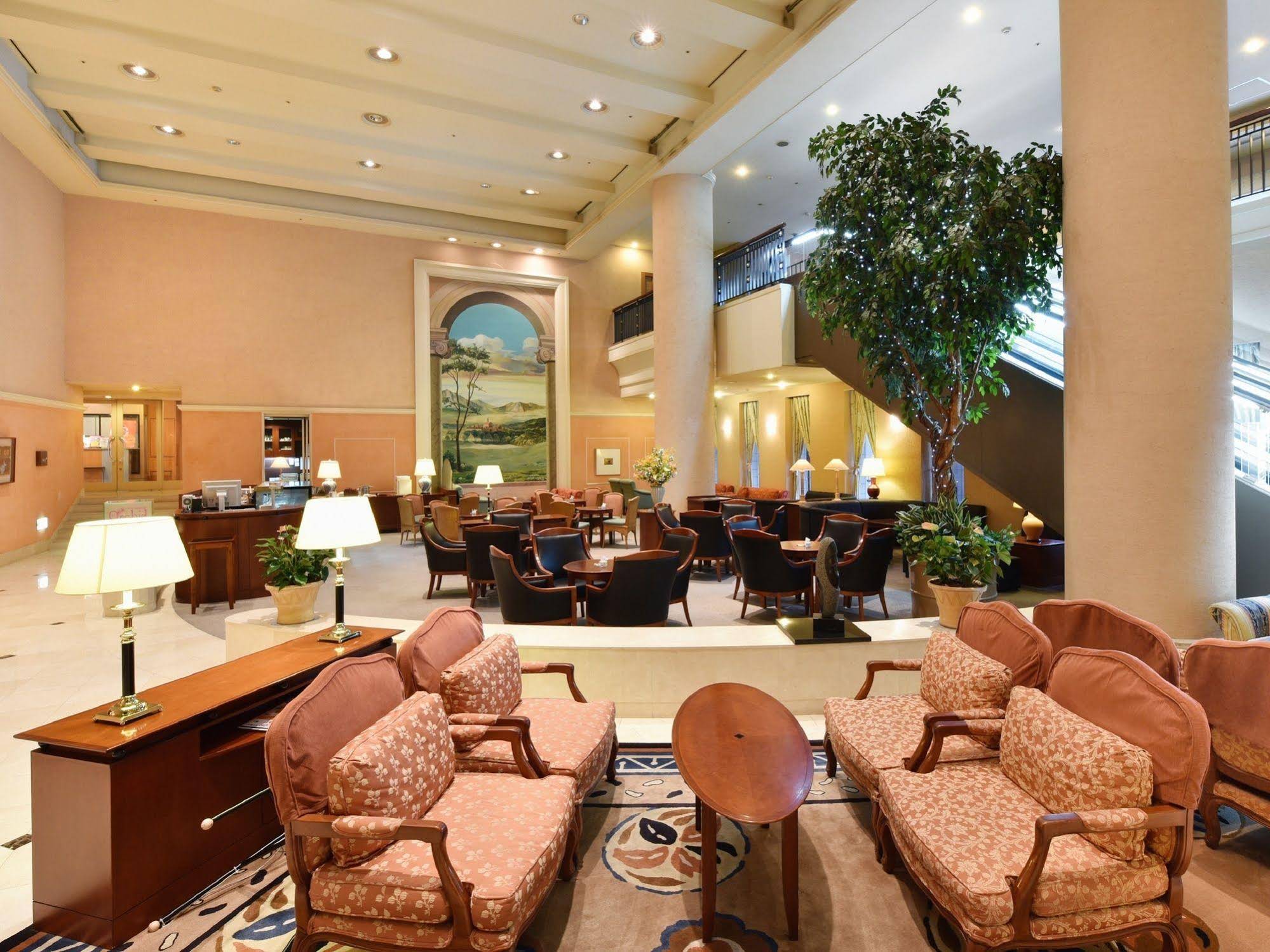 Hotel Crown Palais Chiryu