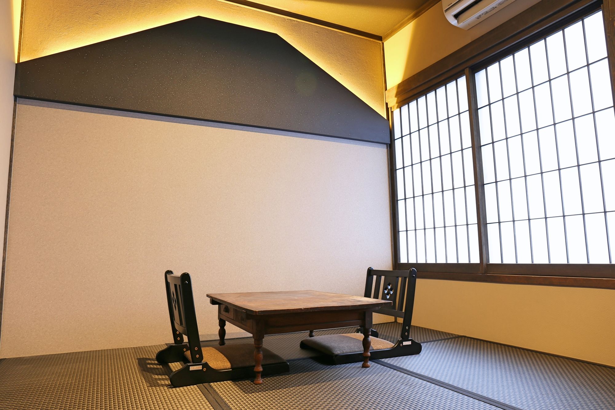 Hostel and Information Samurise