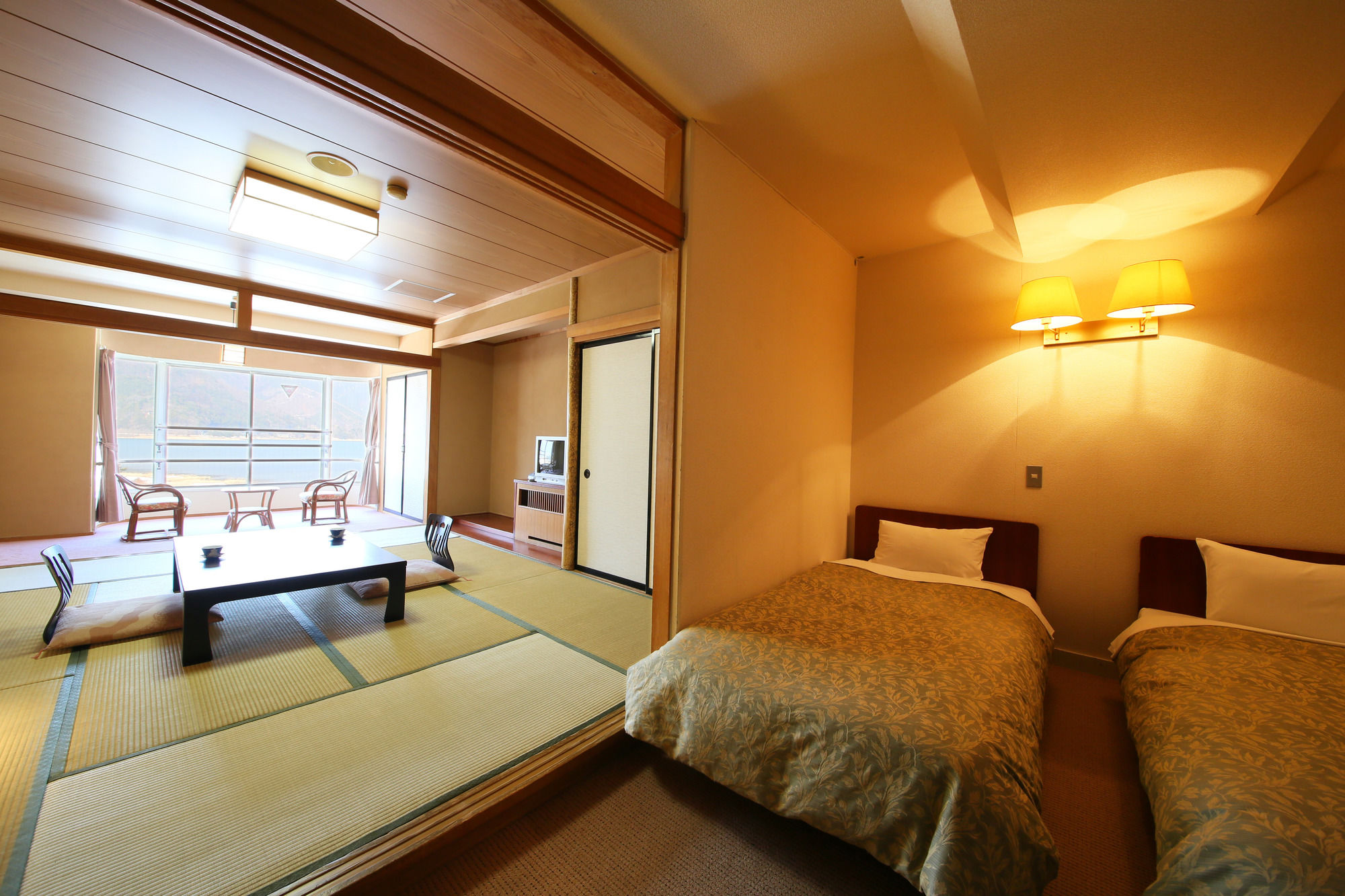Lakeland Hotel Mizunosato