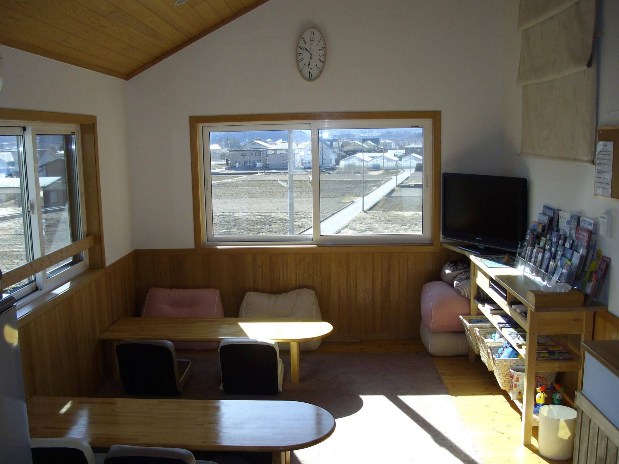Lodge Orange Cabin