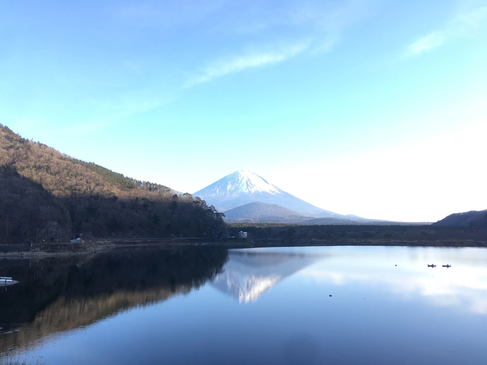 Shoji Lake Hotel