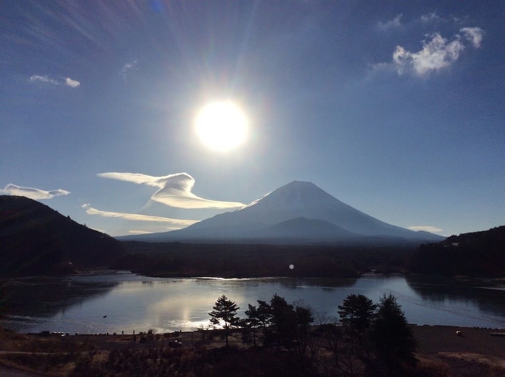 Shoji Mount Hotel