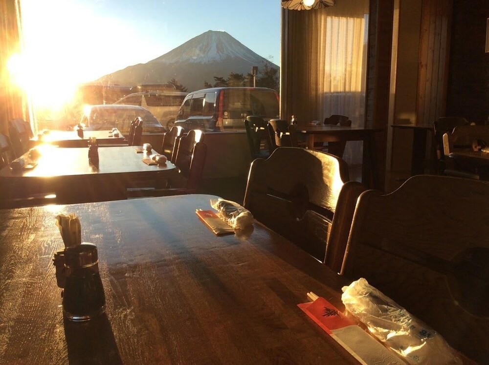 Shoji Mount Hotel