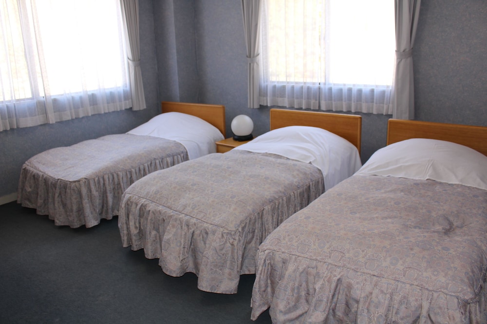 Shoji Mount Hotel