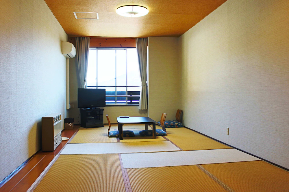 Shoji Mount Hotel
