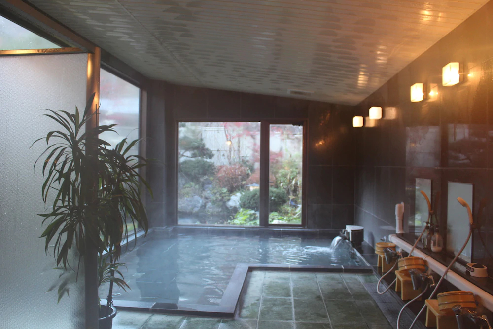 Shoji Mount Hotel