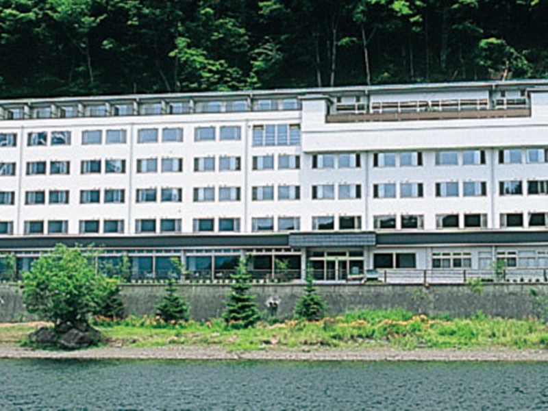 Tominoko Rich Lake
