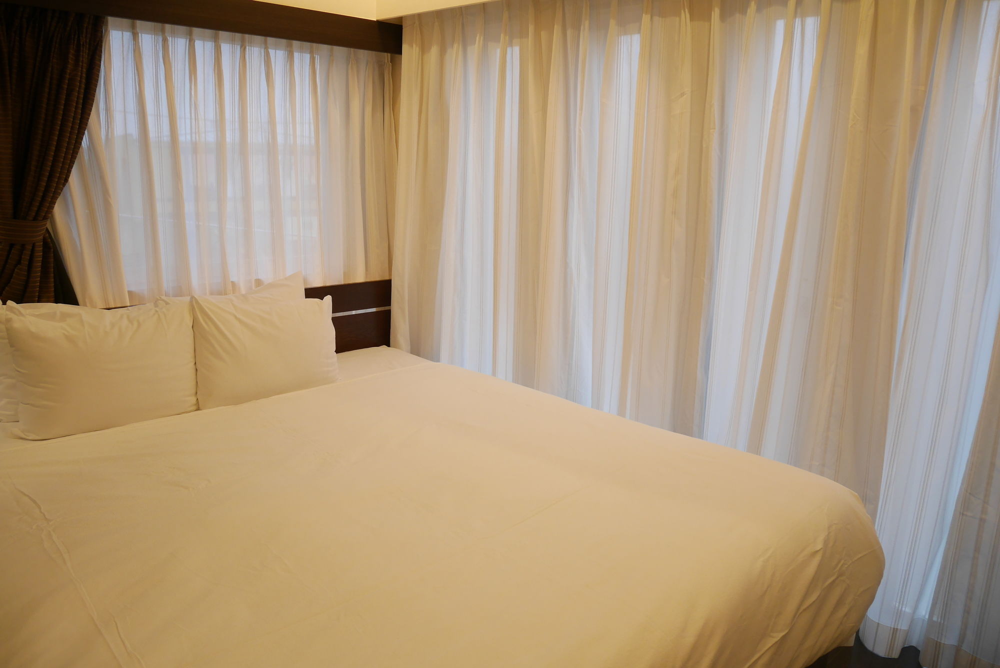 Breath Hotel