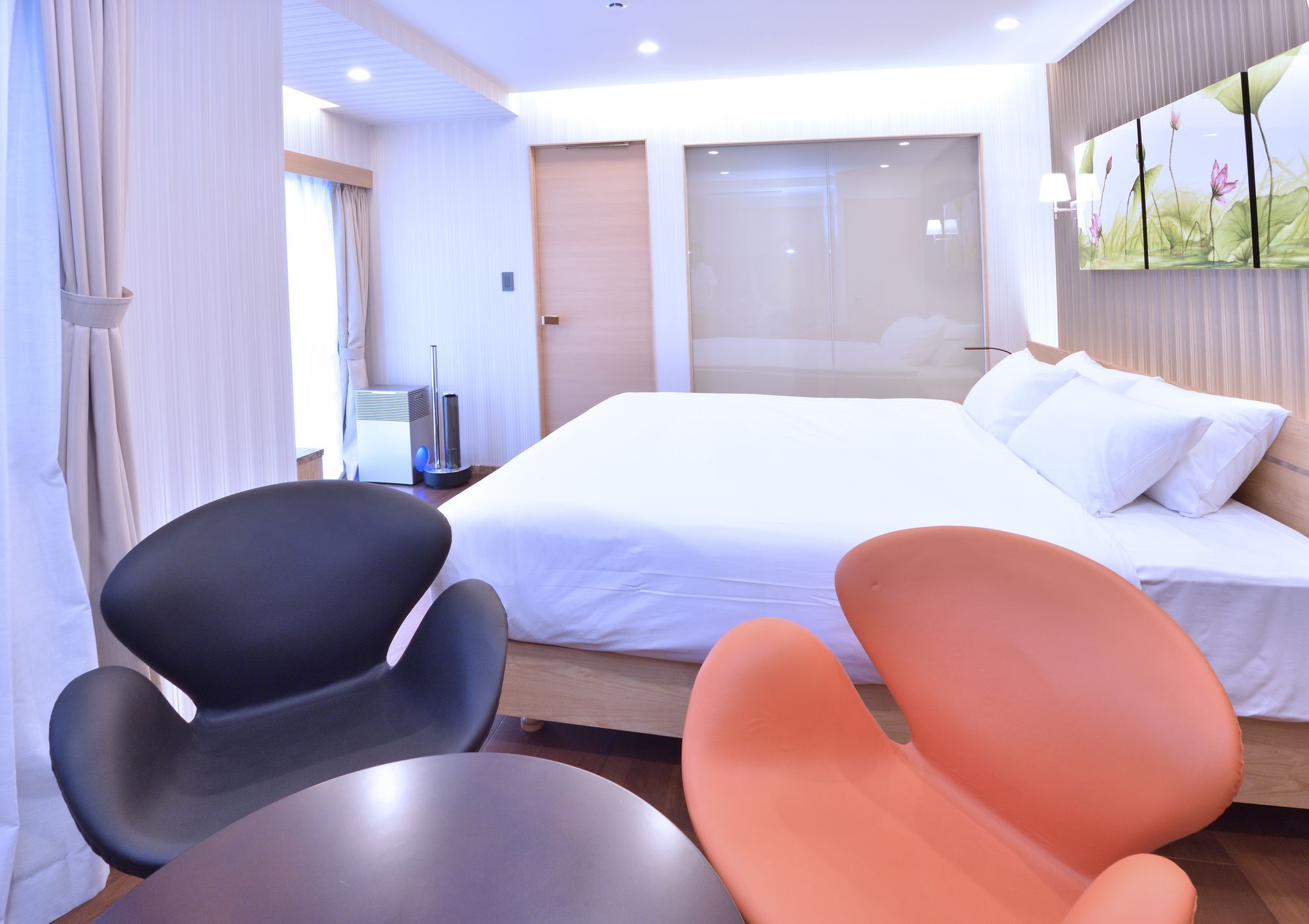 Breath Hotel
