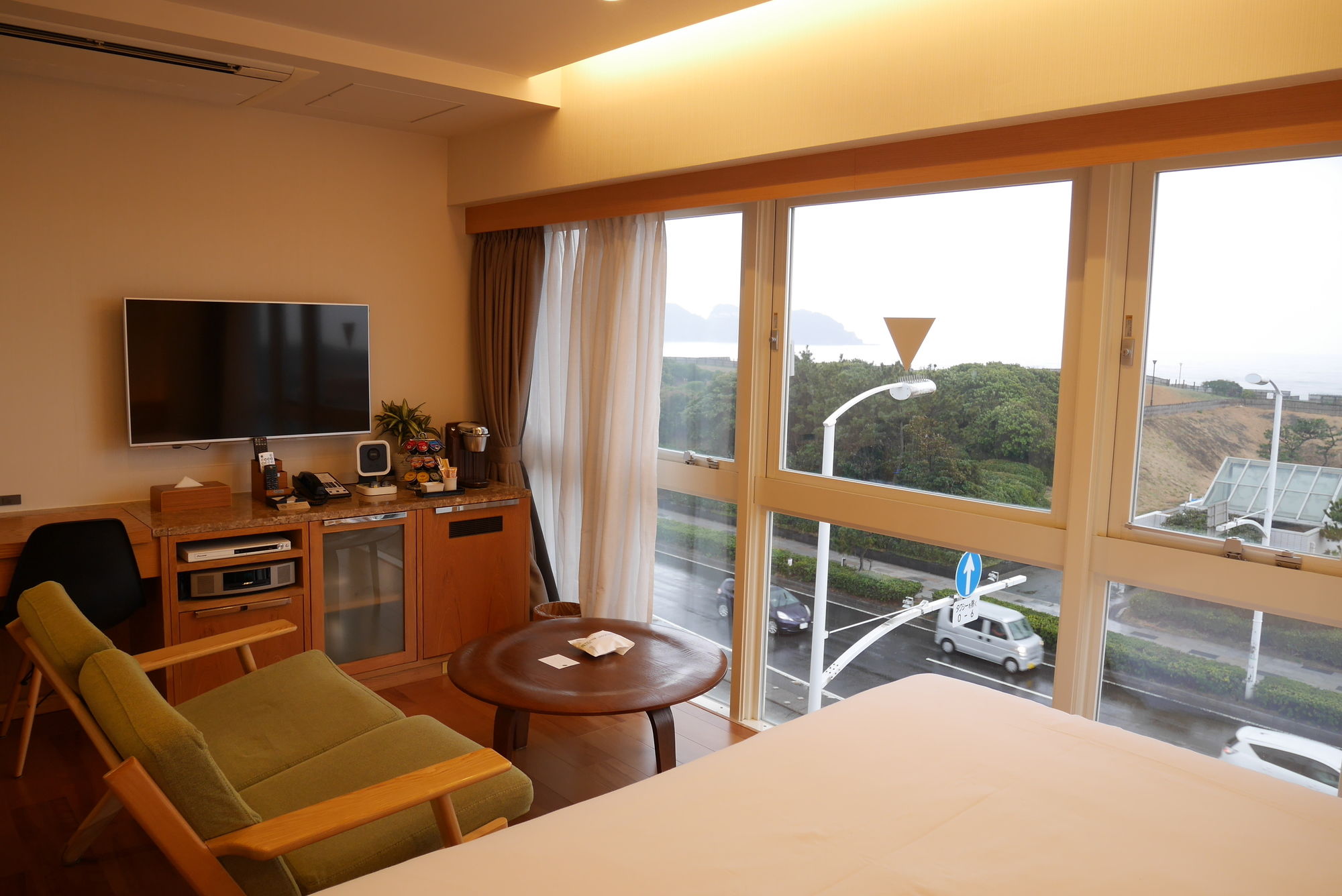 Breath Hotel
