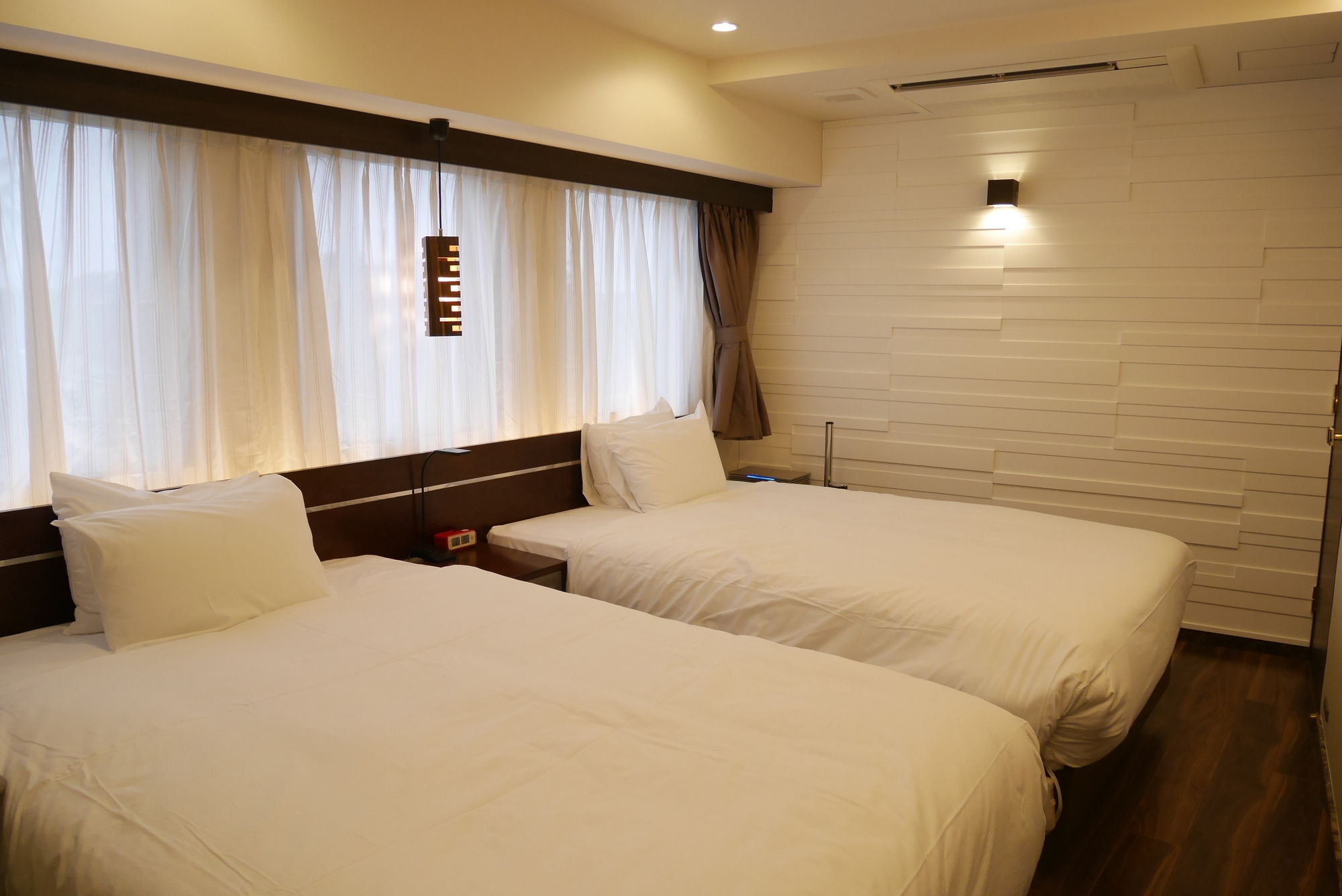 Breath Hotel