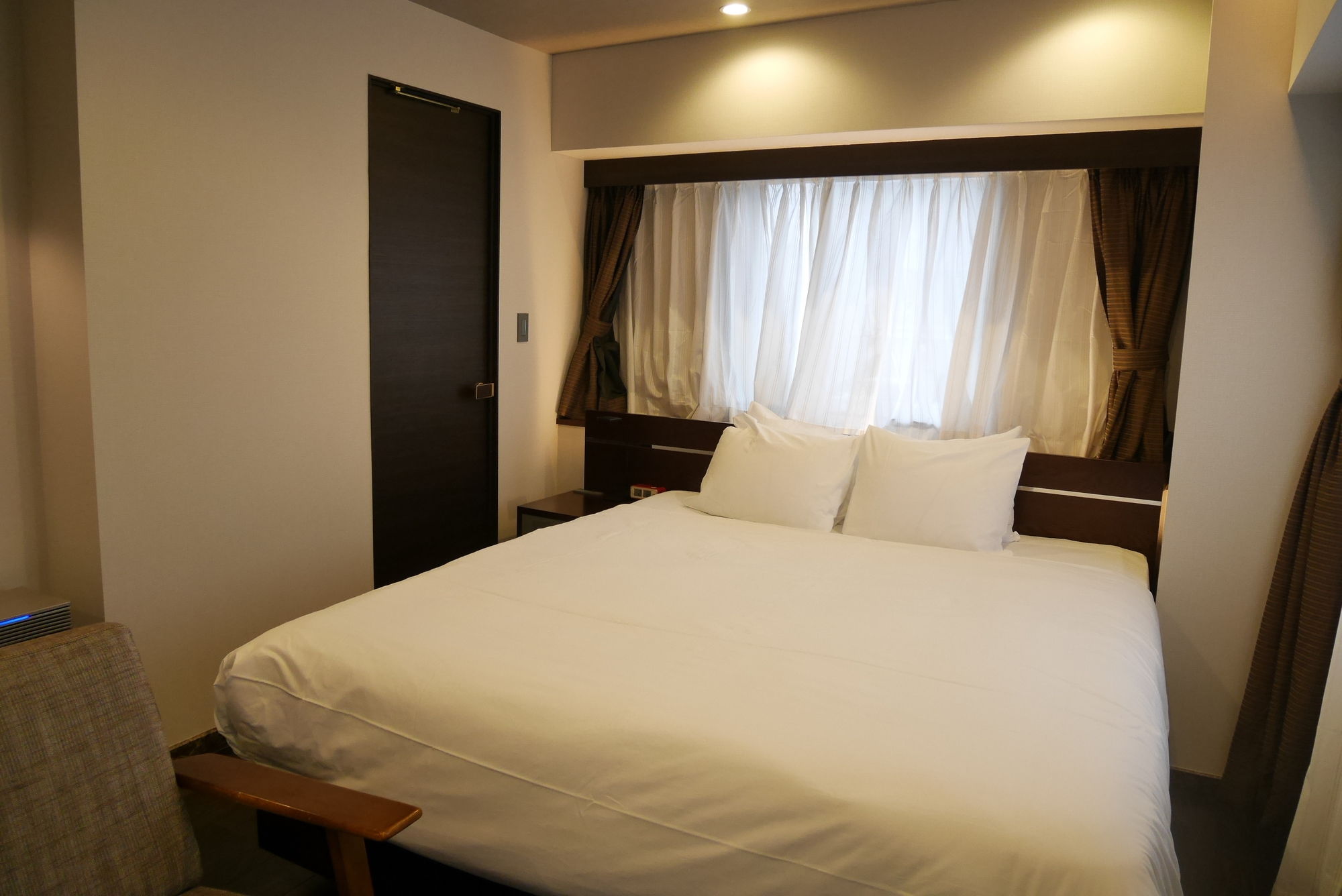 Breath Hotel