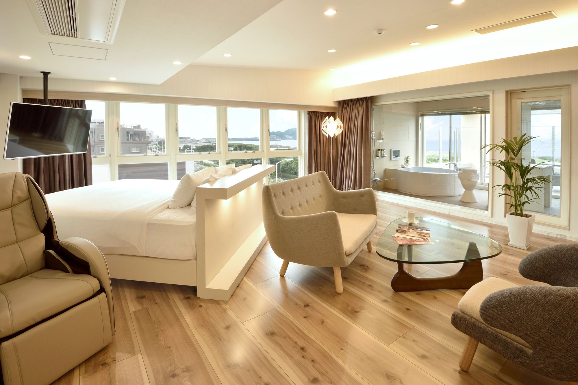 Breath Hotel