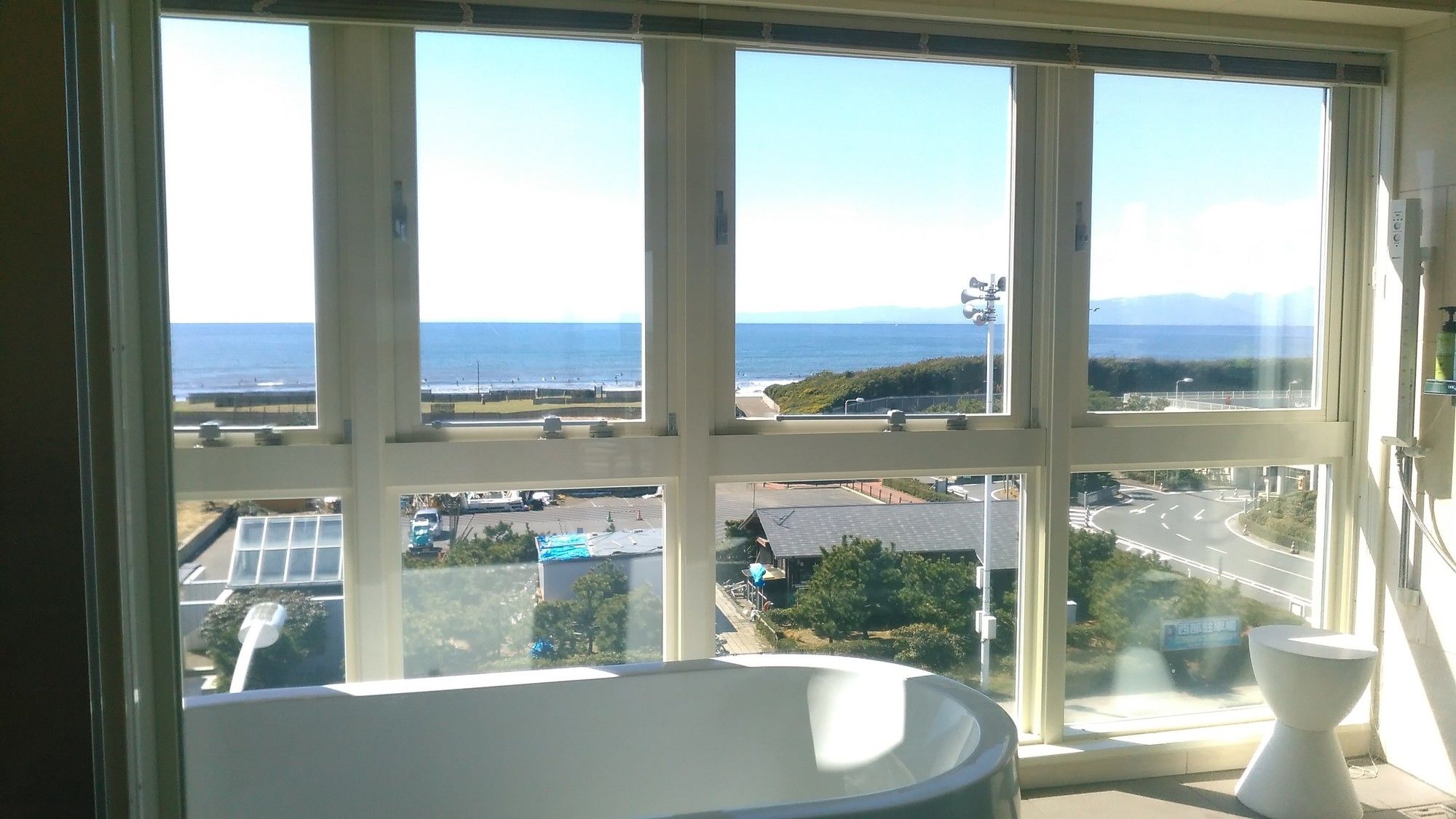 Breath Hotel