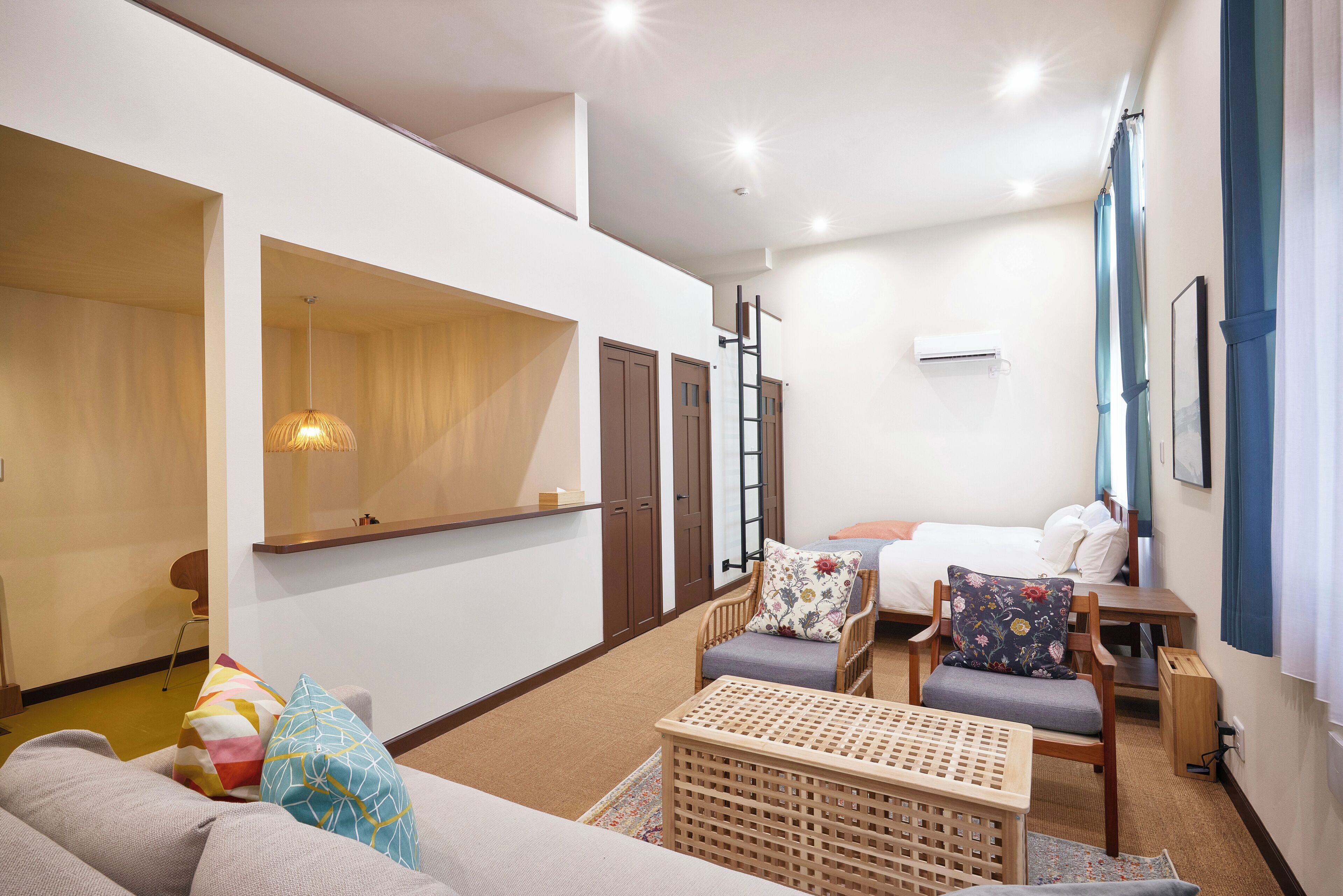 Coffee Hotel Soundwave