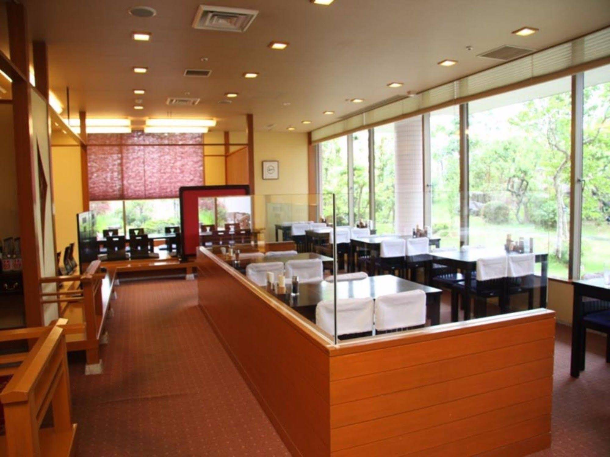 Hotel Royal Hill Fukuchiyama & Spa