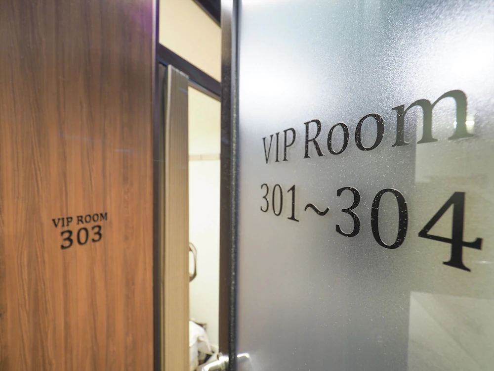 Leo Yu Capsule Hotel Nishi Funabashi