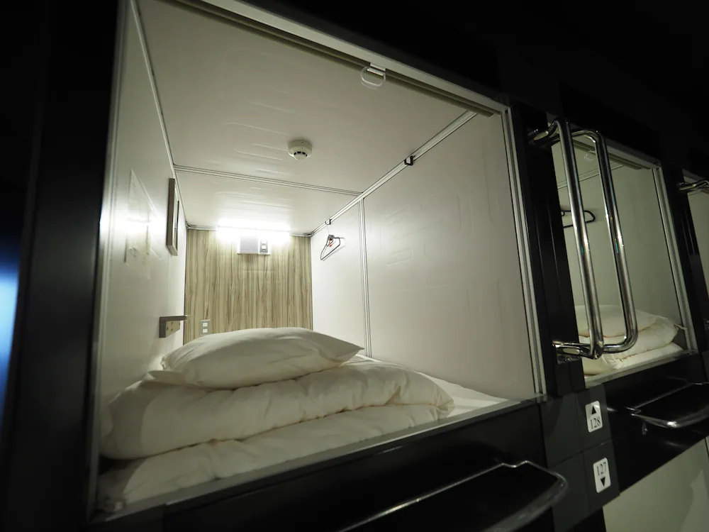 Leo Yu Capsule Hotel Nishi Funabashi