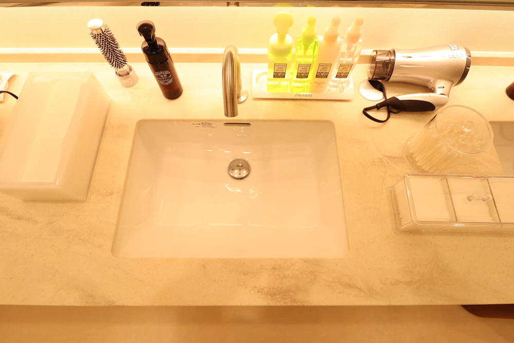 Leo Yu Capsule Hotel Nishi Funabashi