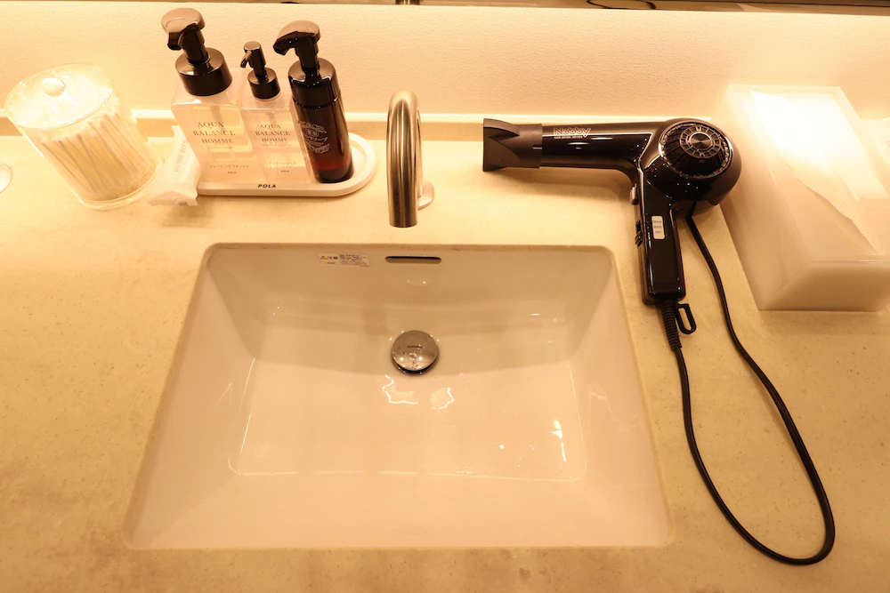 Leo Yu Capsule Hotel Nishi Funabashi