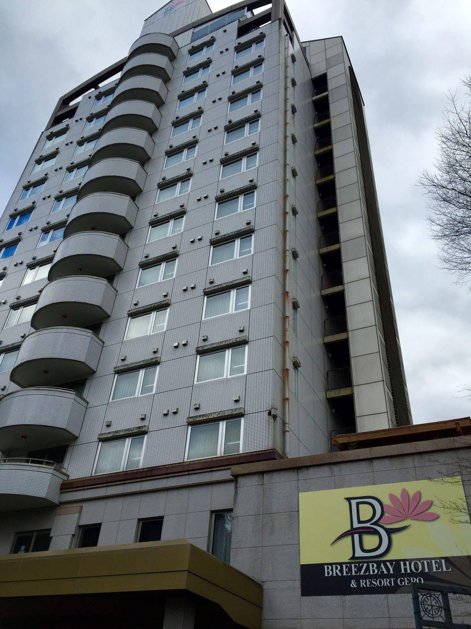 Breezbay Hotel & Resort Gero