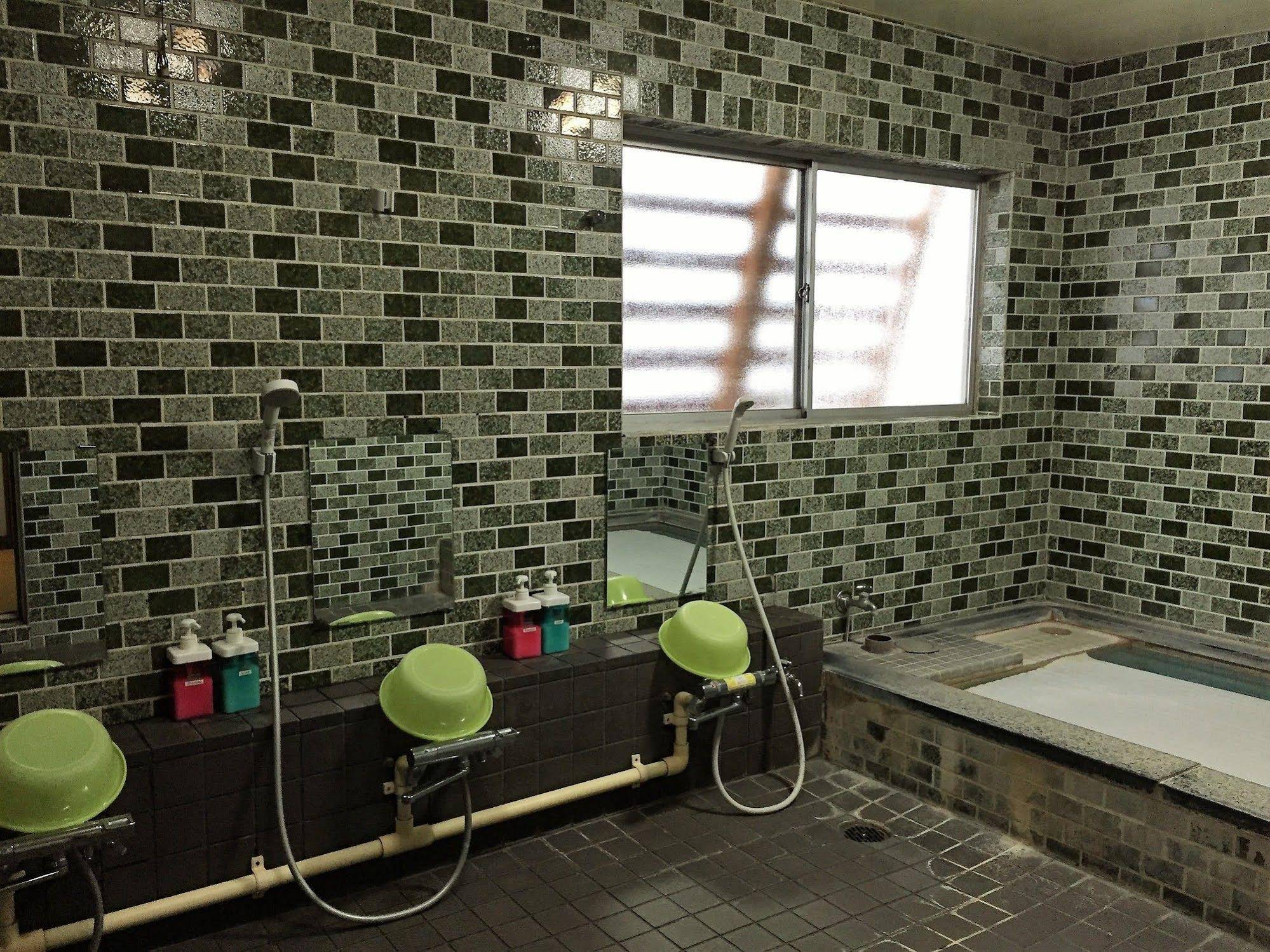 Araya Ryokan