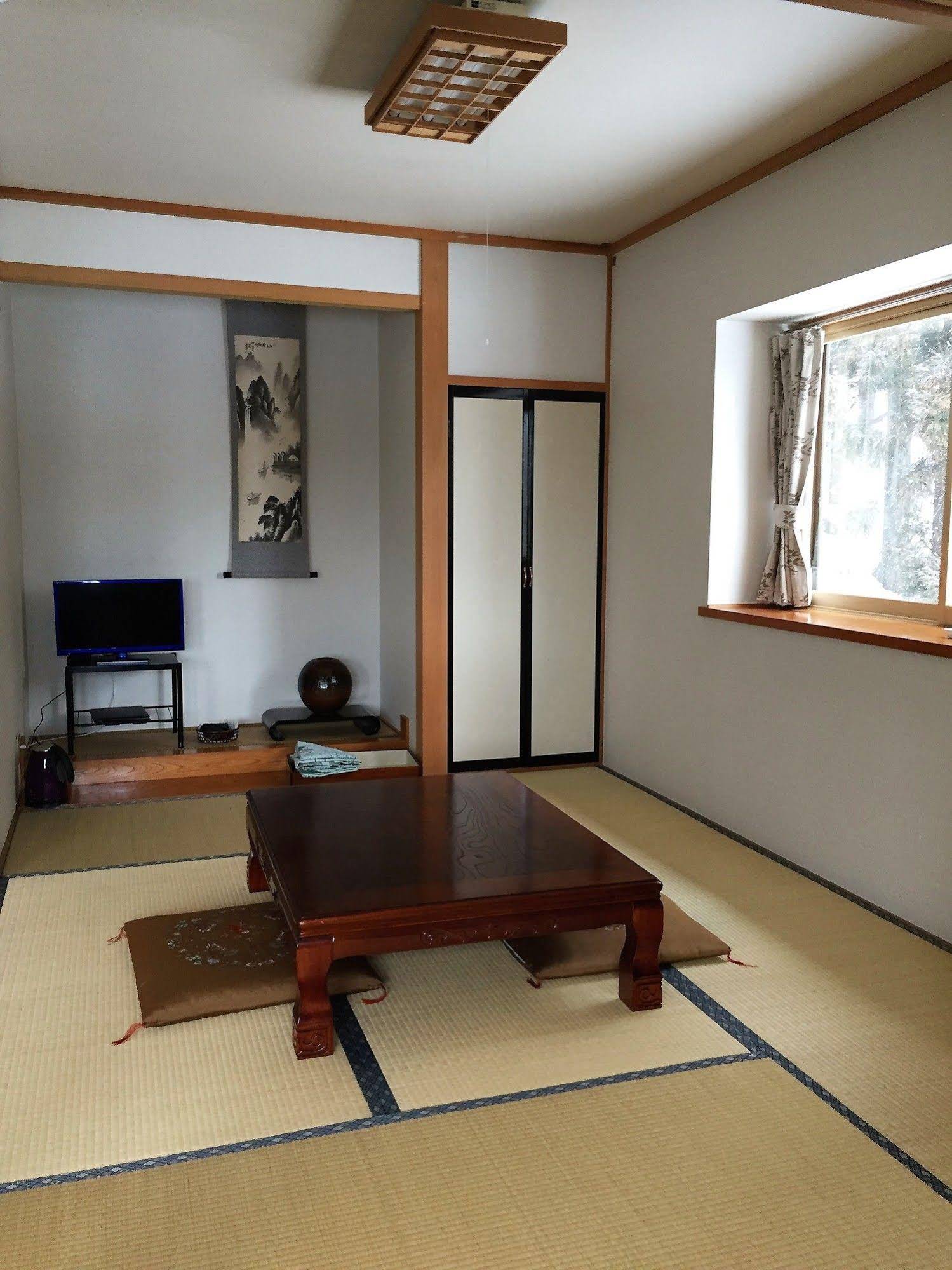 Araya Ryokan