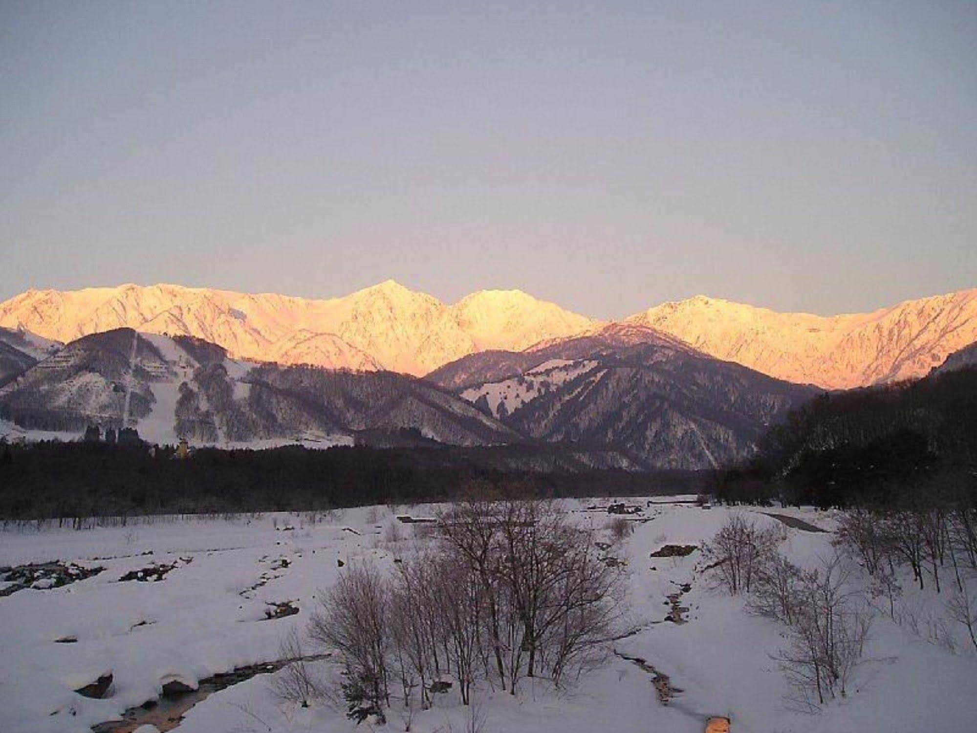 Hakuba Ski-Kan