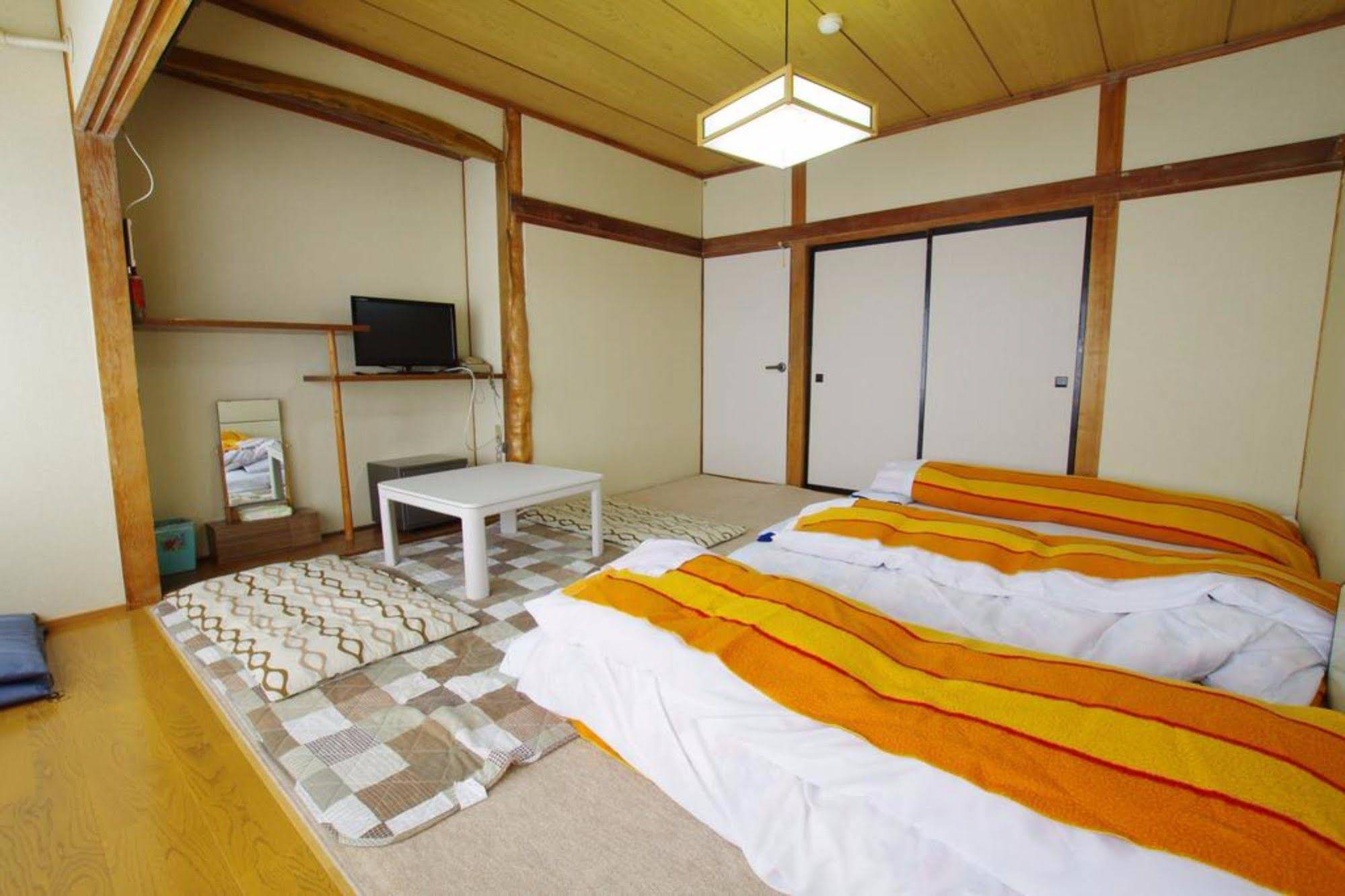 Hakuba Ski-Kan