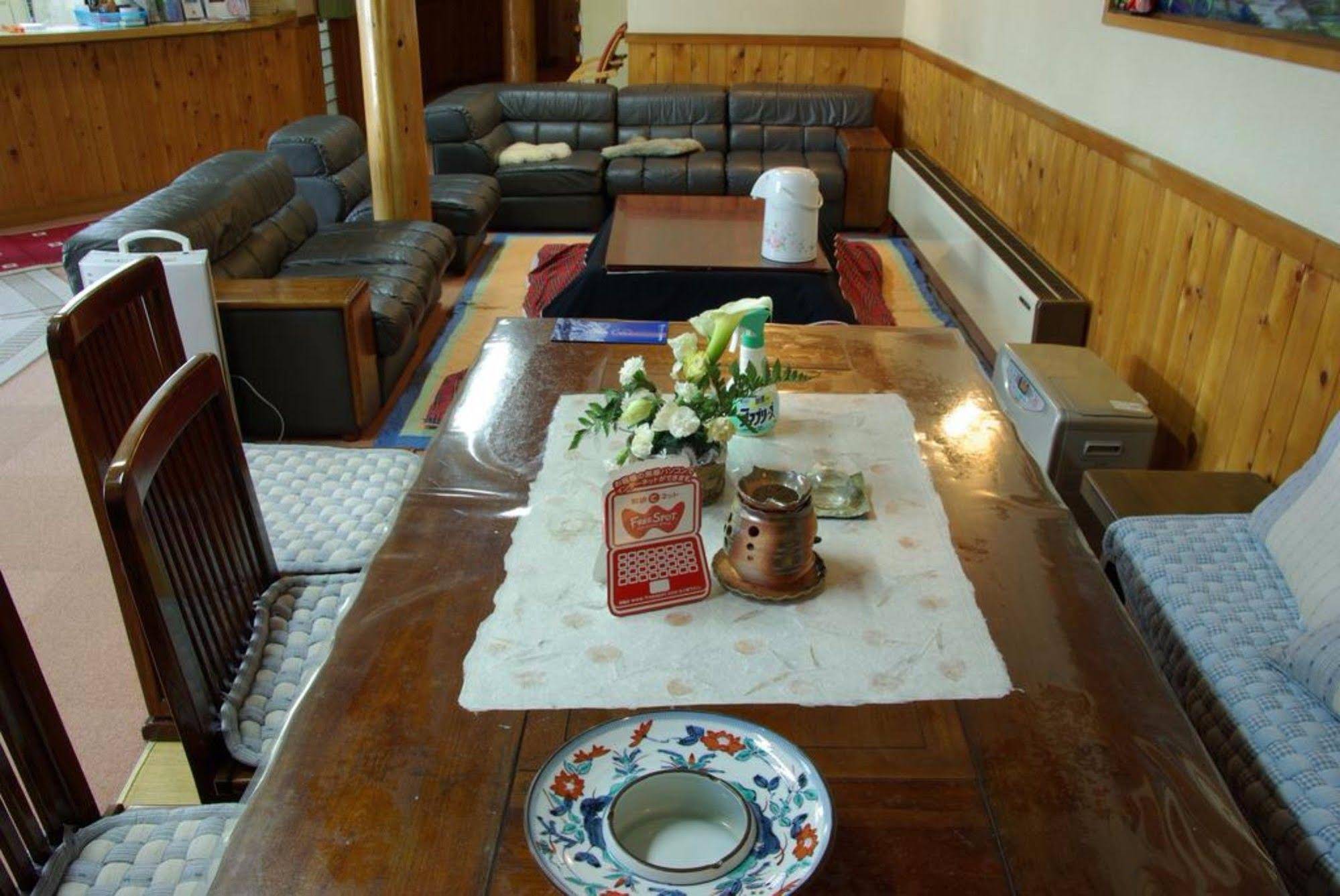 Hakuba Ski-Kan