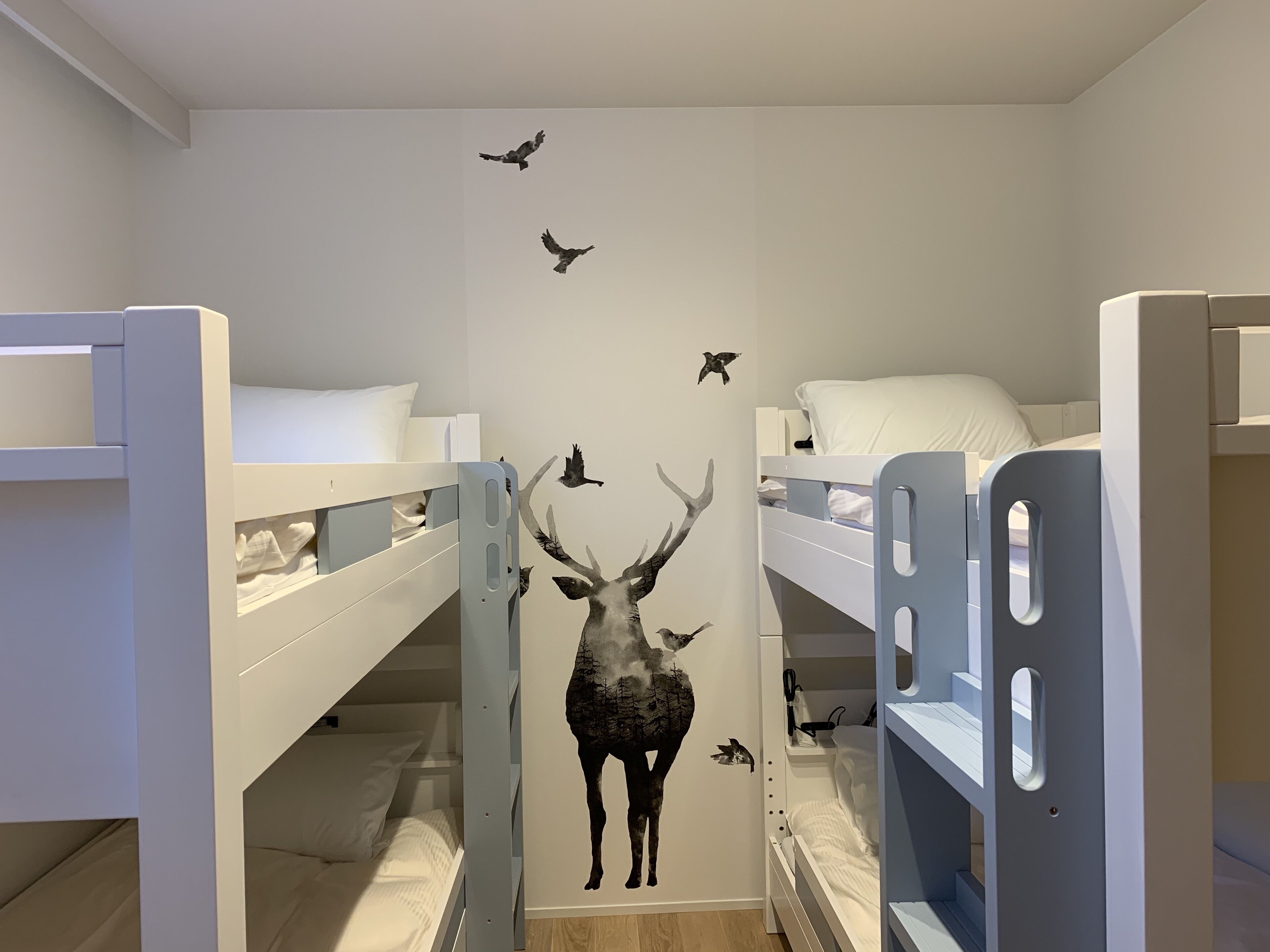 Kairos by the Mountain