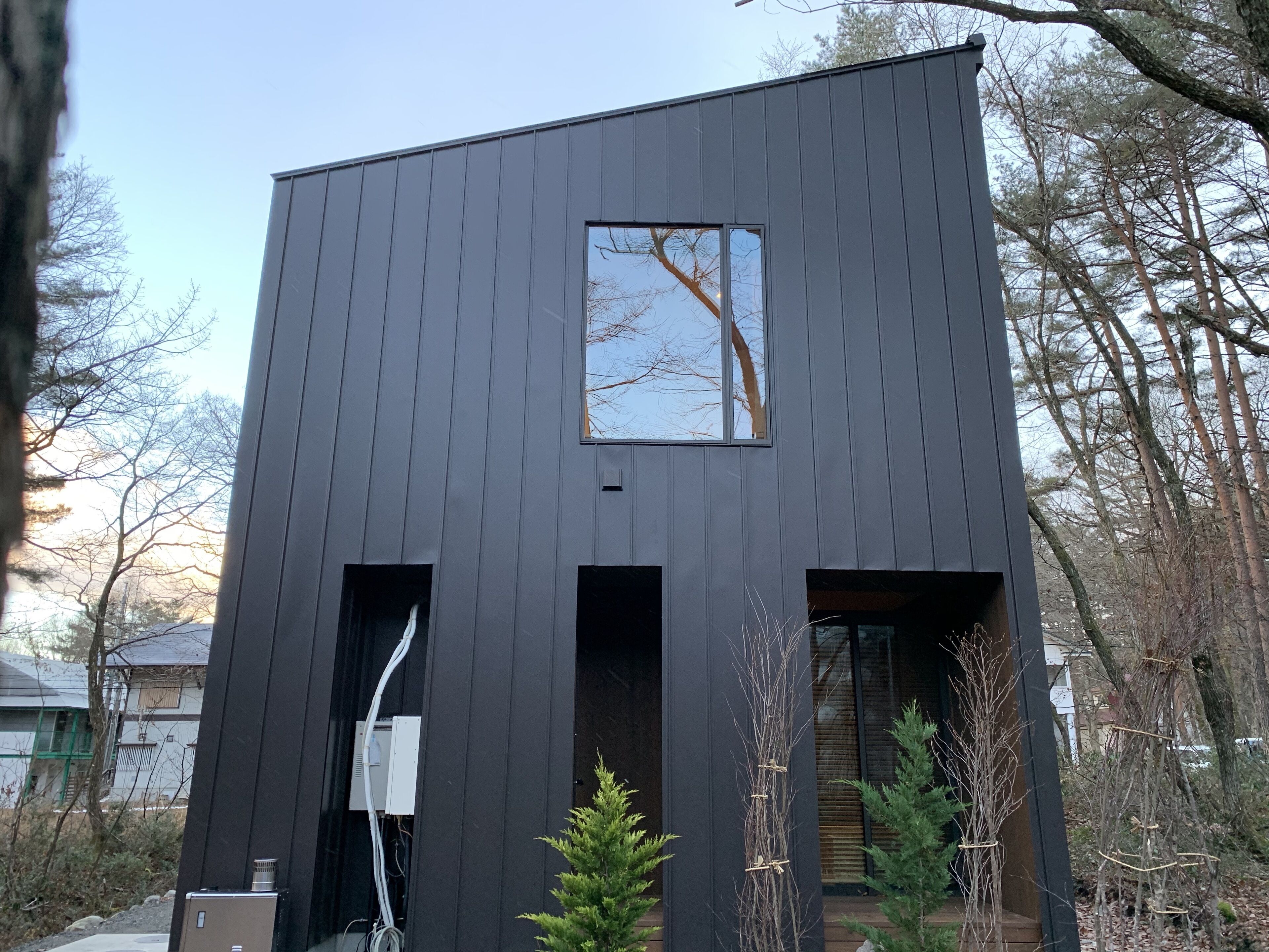 Kairos by the Mountain