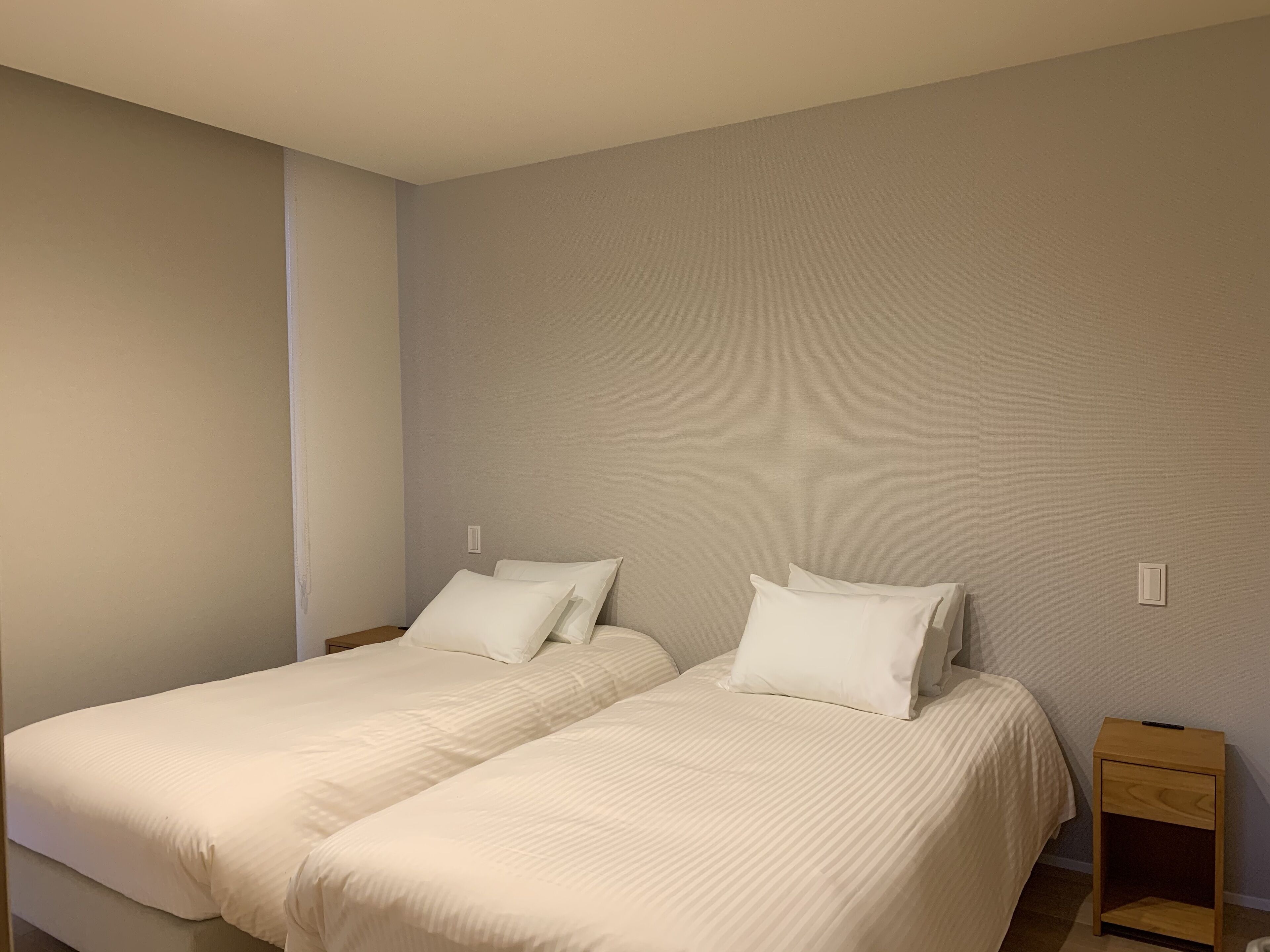 Kairos by the Mountain