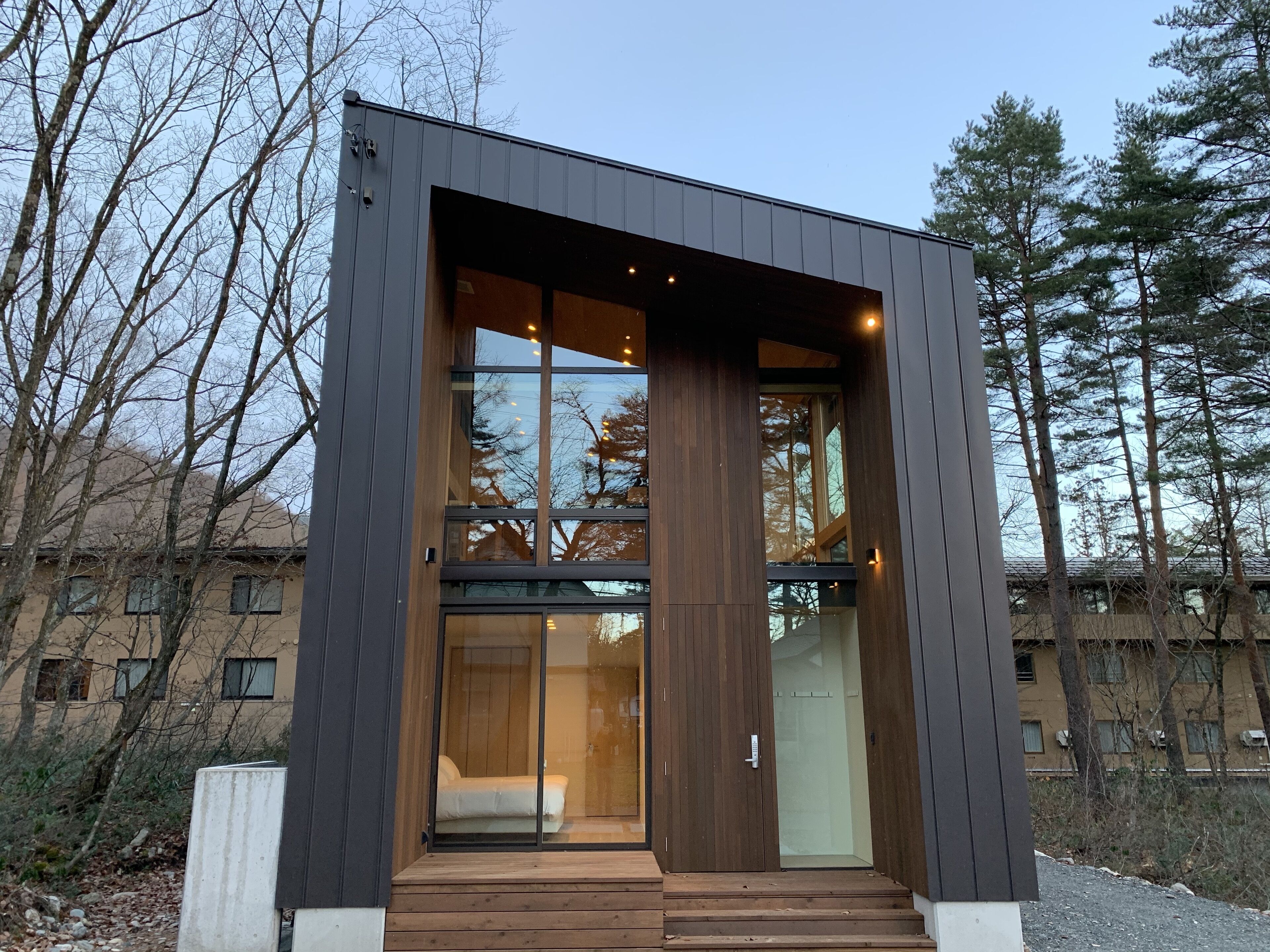 Kairos by the Mountain