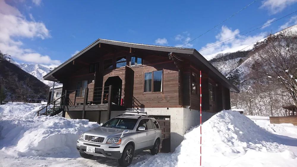 Woodpecker Chalet
