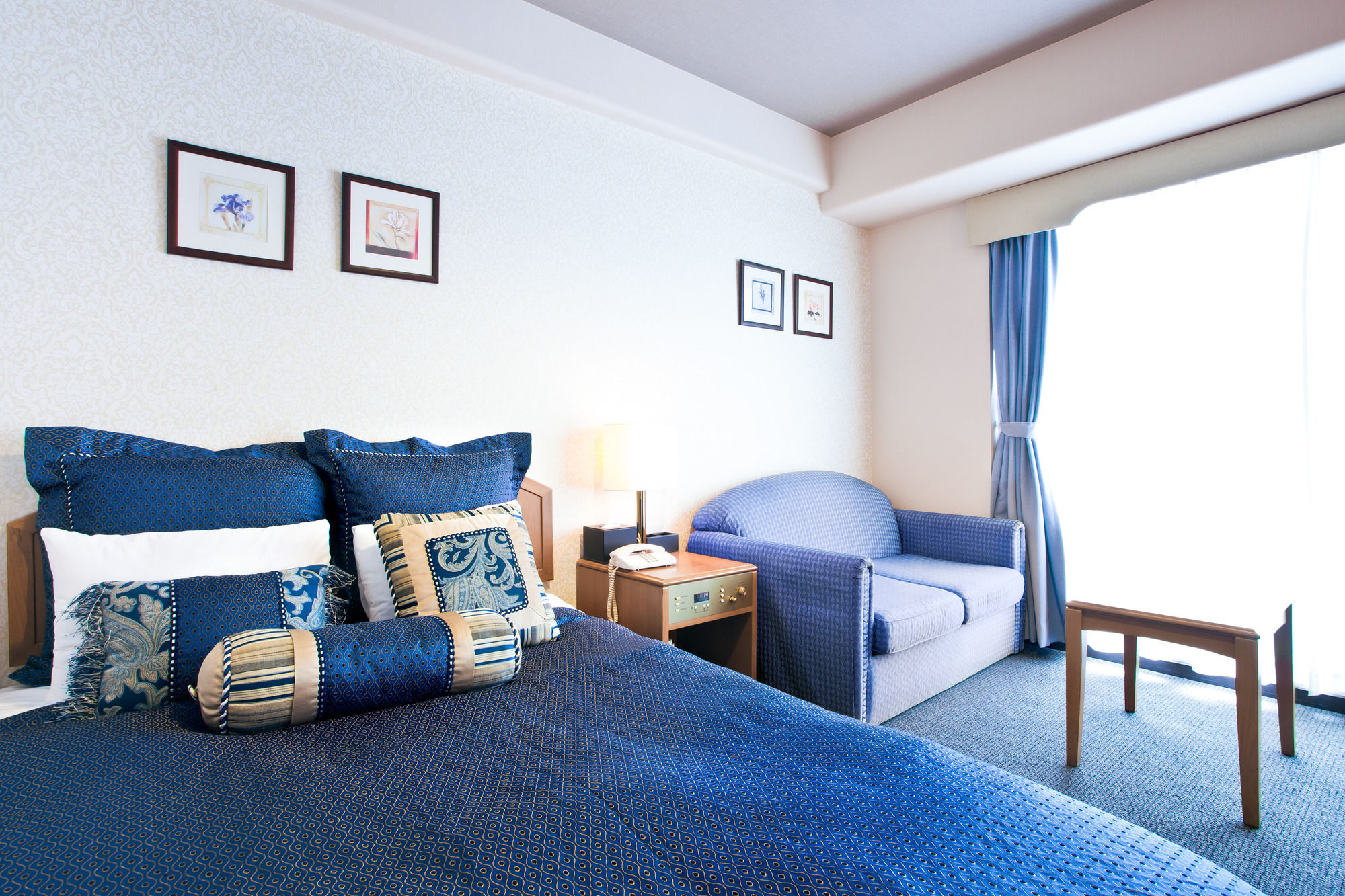 Floris Hotel Villa Kuretake