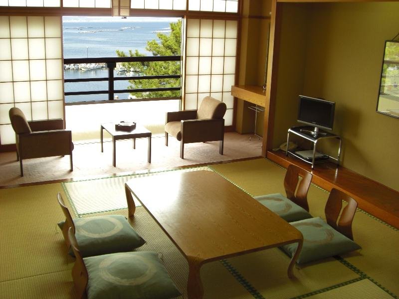 Miyajima Seaside Hotel
