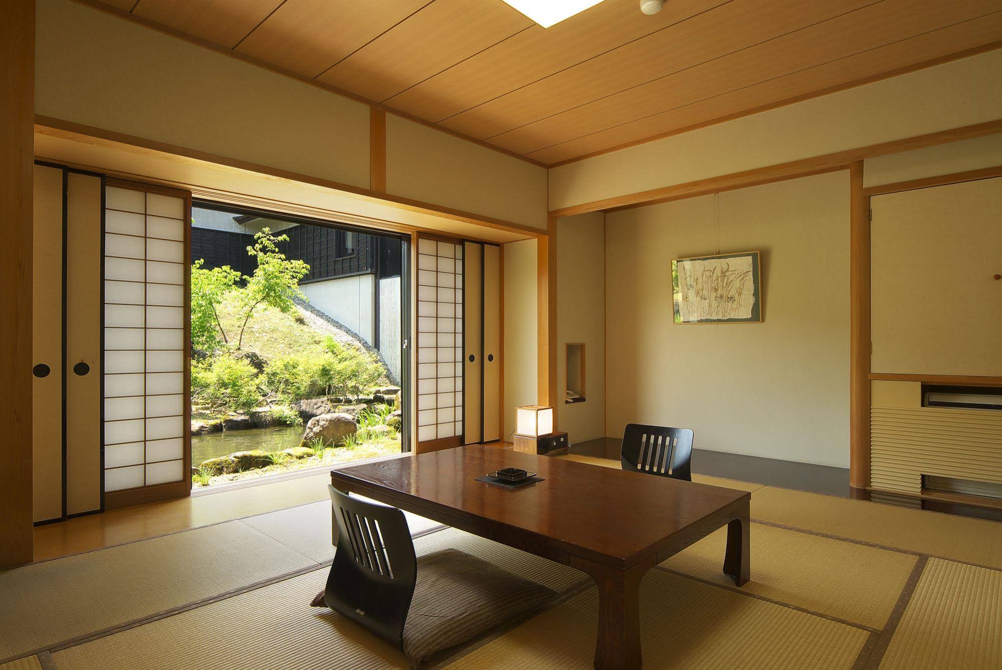 Hotel Kikori