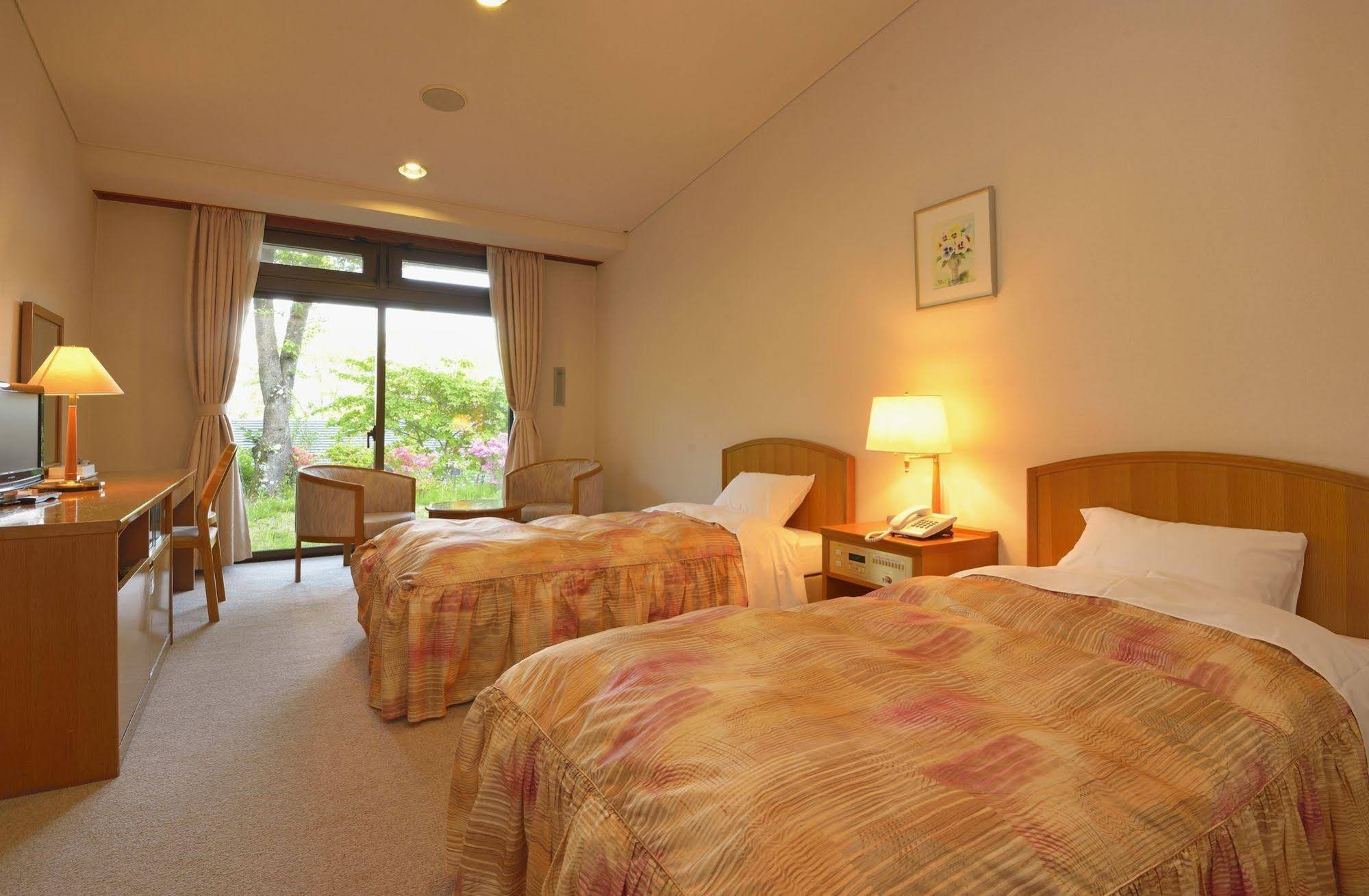 Forest Resort Conifer Iwabitsu