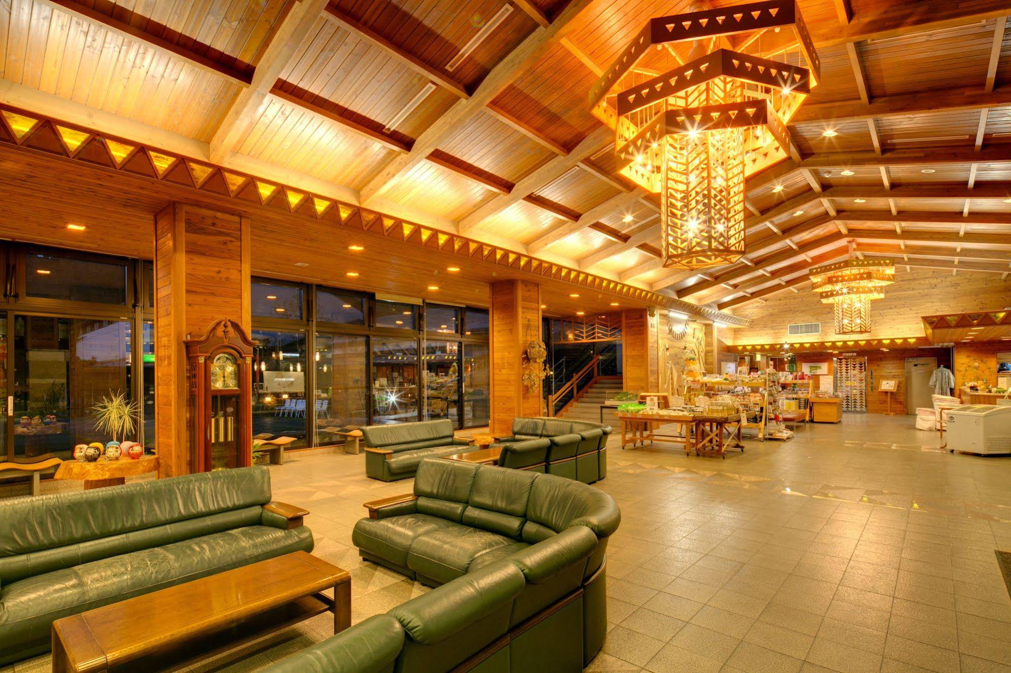Forest Resort Conifer Iwabitsu