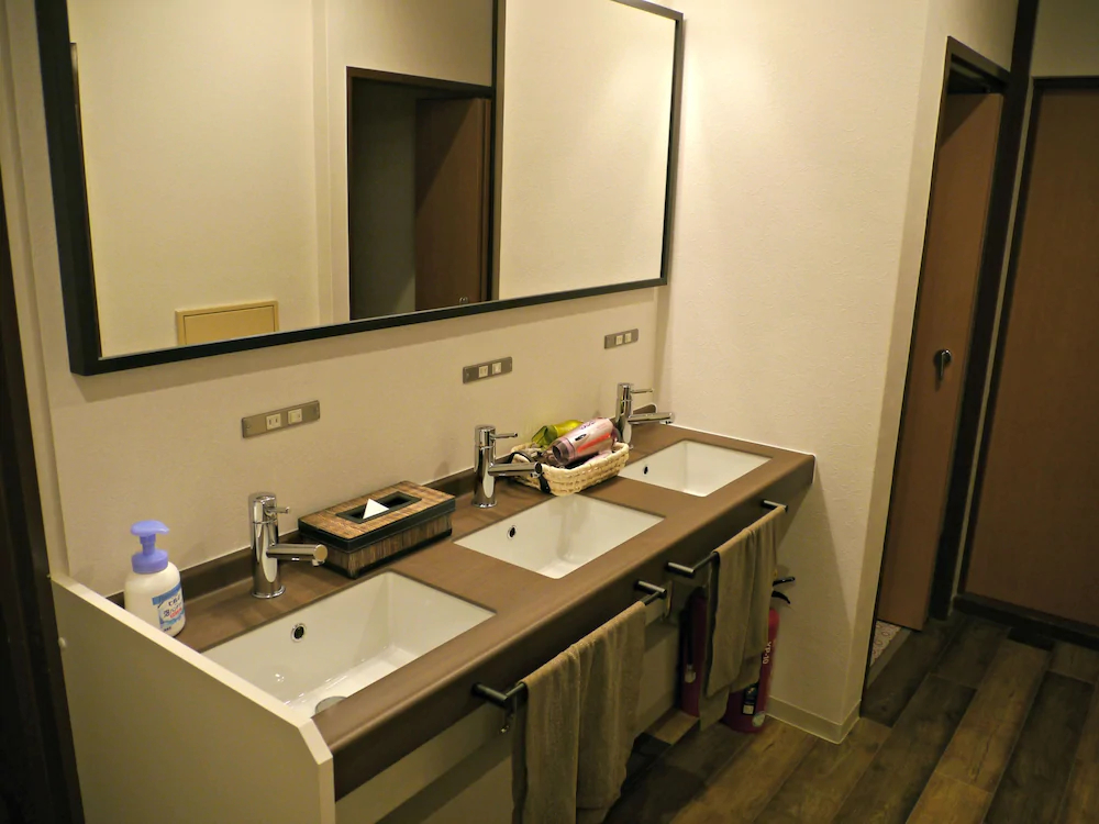 J-Hoppers Hiroshima Guesthouse