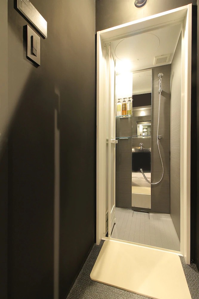 Small Hotel Hostel