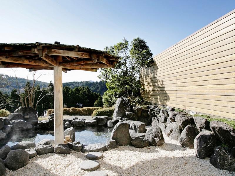 Menard Aoyama Resort