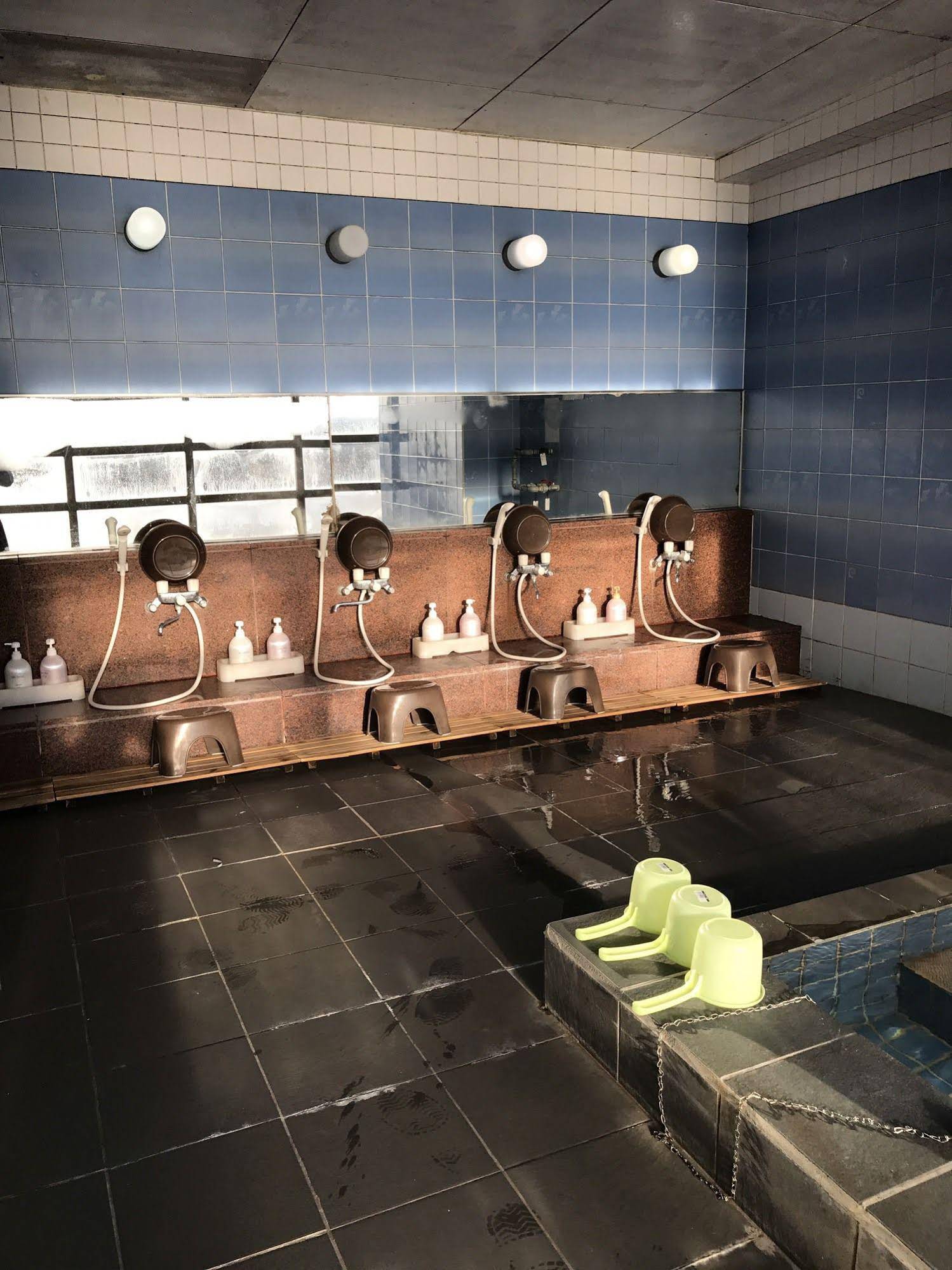 New Makomo Hotel