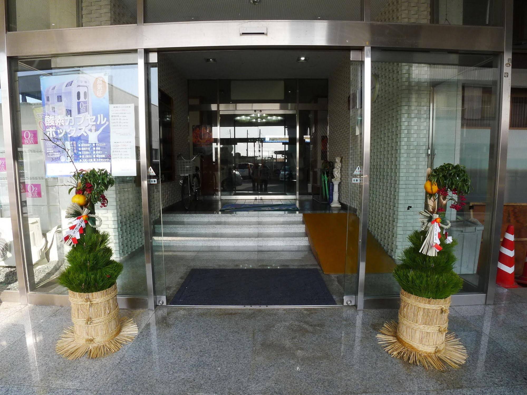 New Makomo Hotel